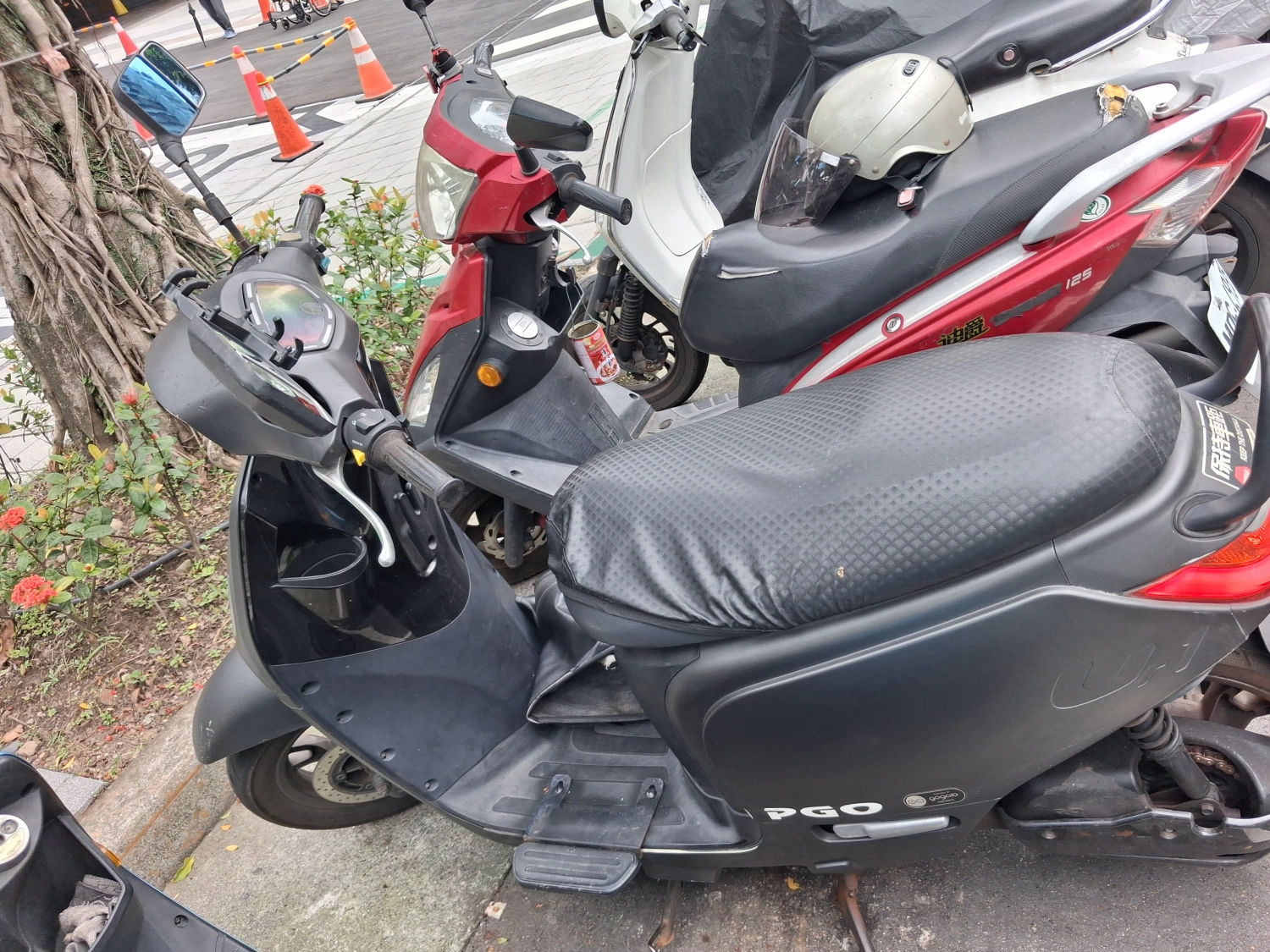 PGO/比雅久 PGO Ur1 2022款 車輛照片