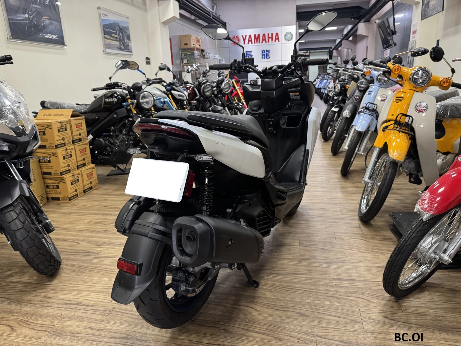 YAMAHA/山葉 Augur 155 2023款 車輛照片