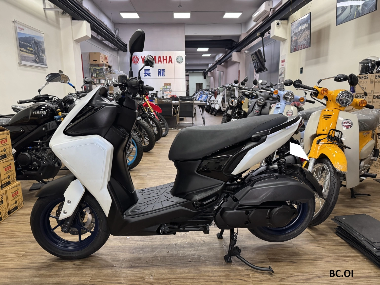 YAMAHA/山葉 Augur 155 2023款 車輛照片