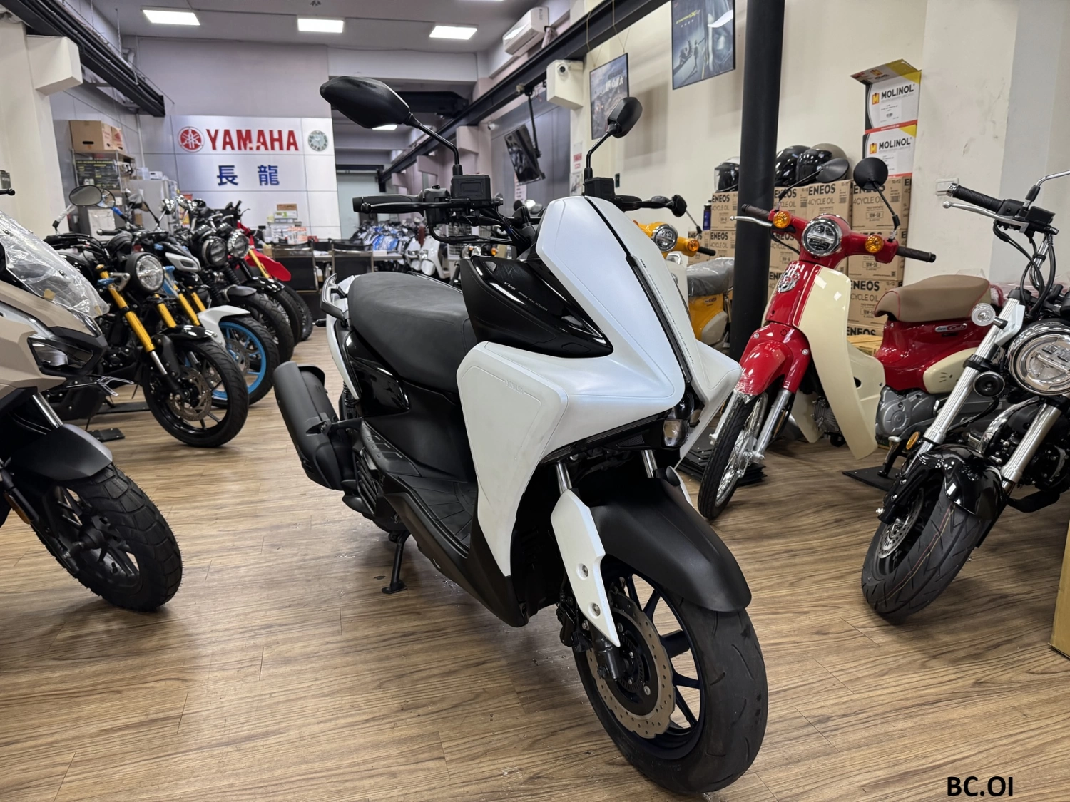 YAMAHA/山葉 Augur 155 2023款 車輛照片