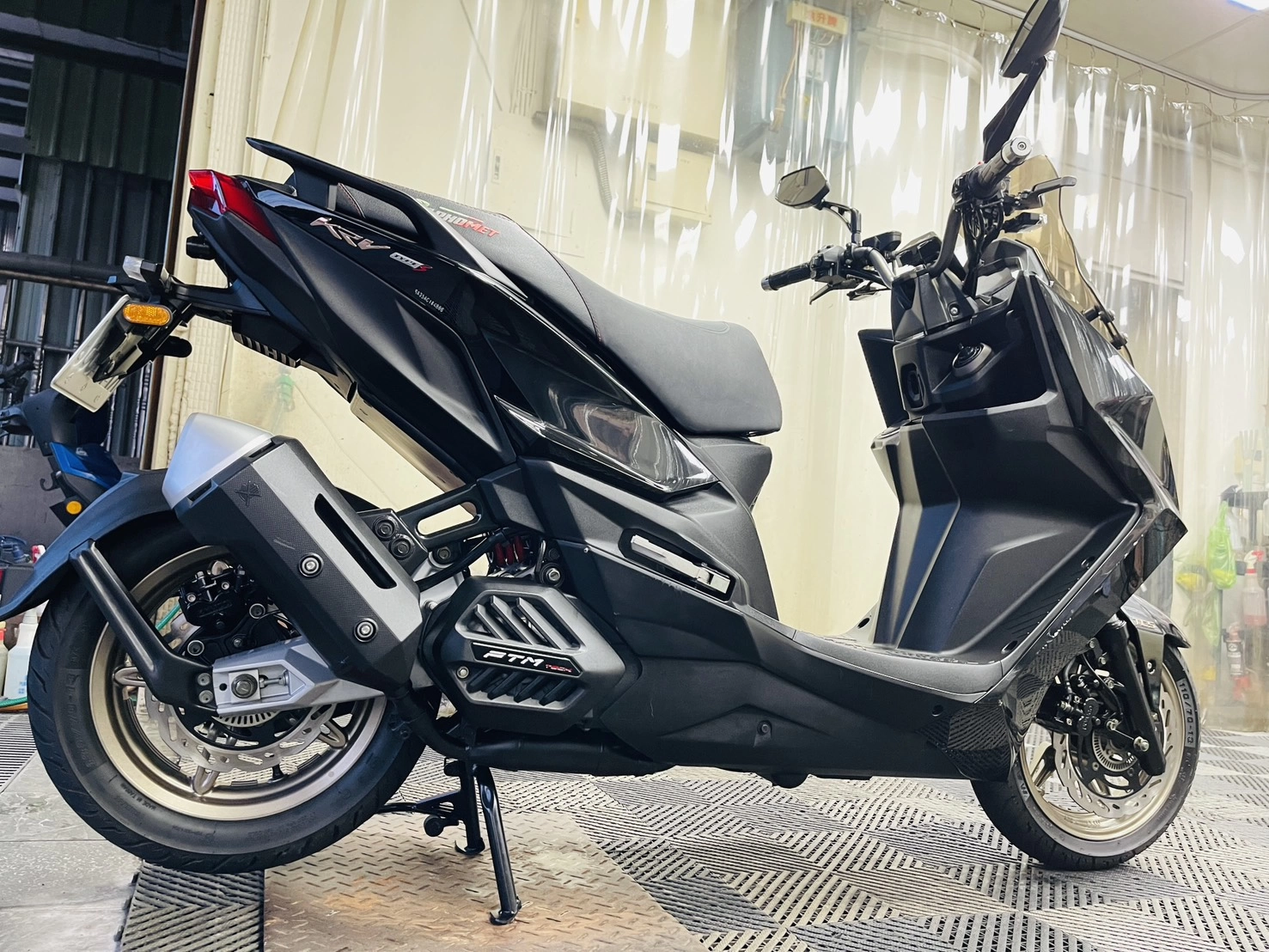 KYMCO/光陽 Krv 2021款 車輛照片