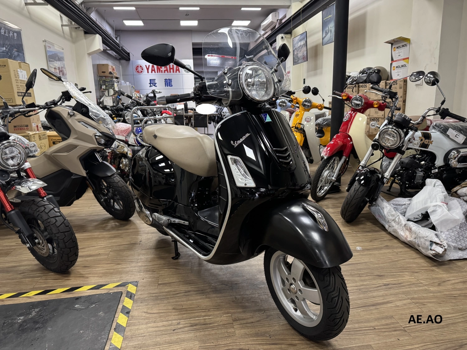 Vespa/偉士牌 GTS 300 ABS 中古二手機車 300cc 2015款