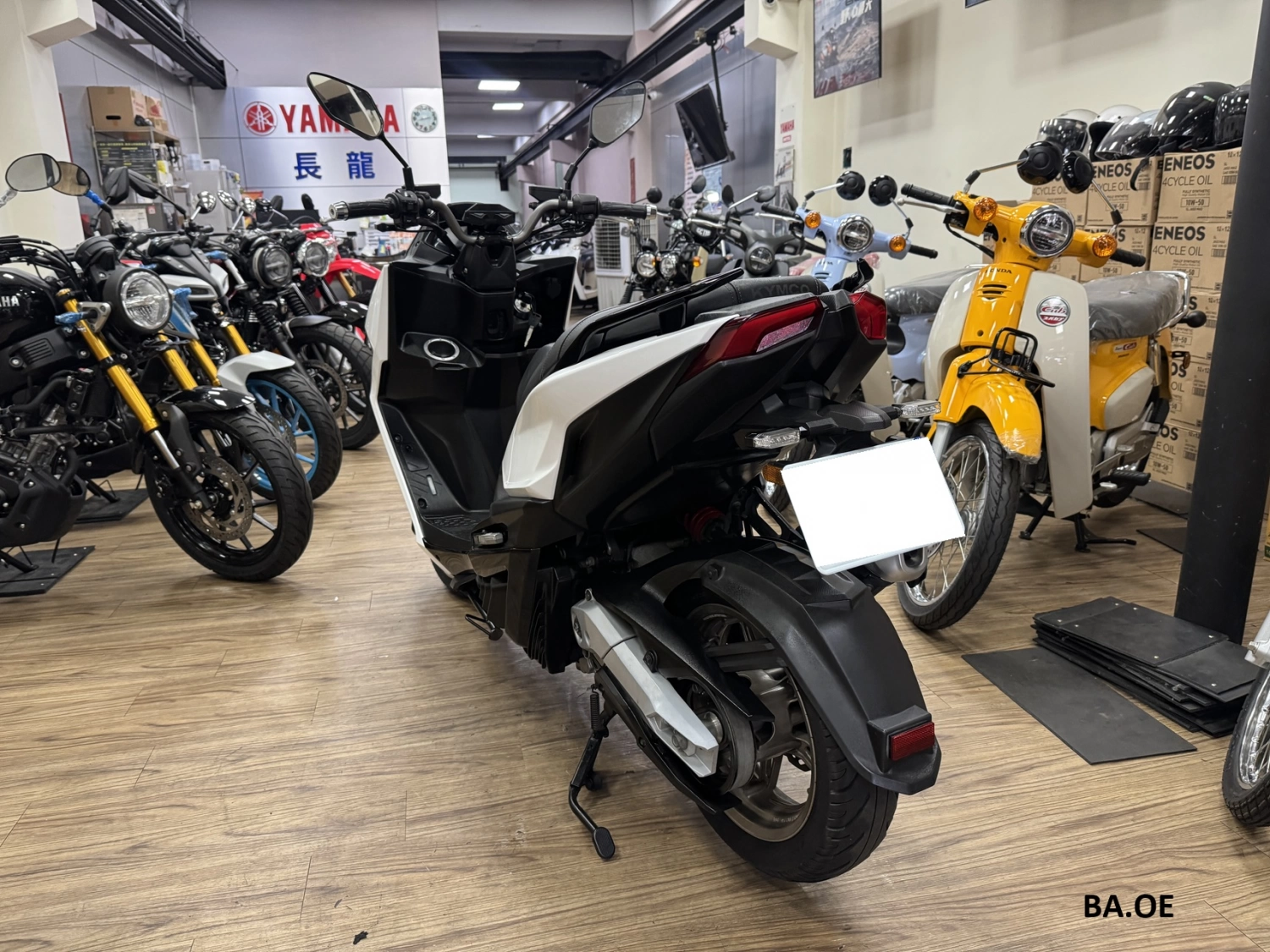 KYMCO/光陽 KRV 180 2021款 車輛照片