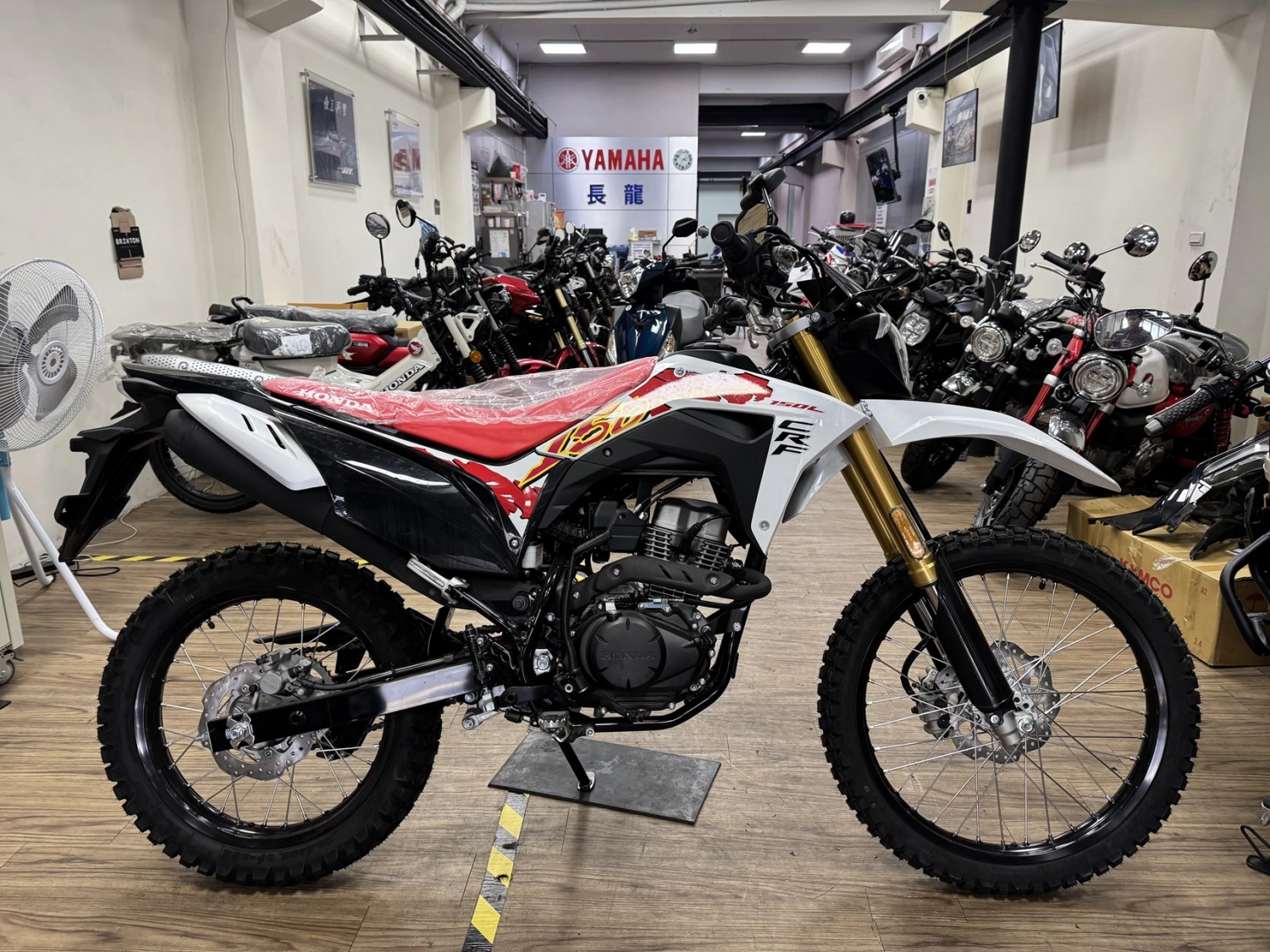 Honda/本田 CRF150L 2026款 車輛照片