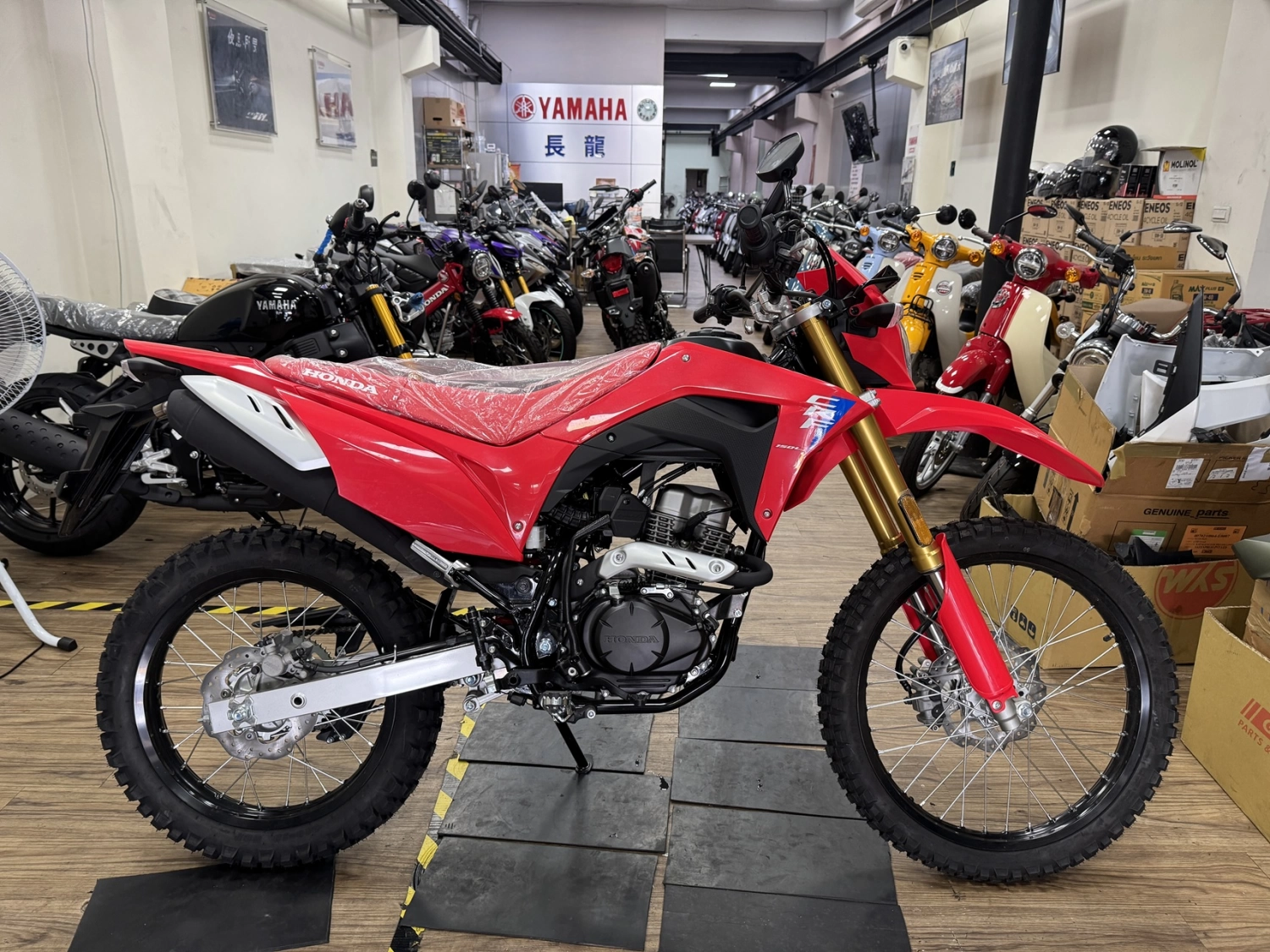 Honda/本田 CRF150L 2026款 車輛照片