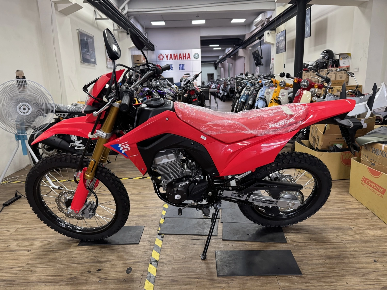 Honda/本田 CRF150L 2026款 車輛照片