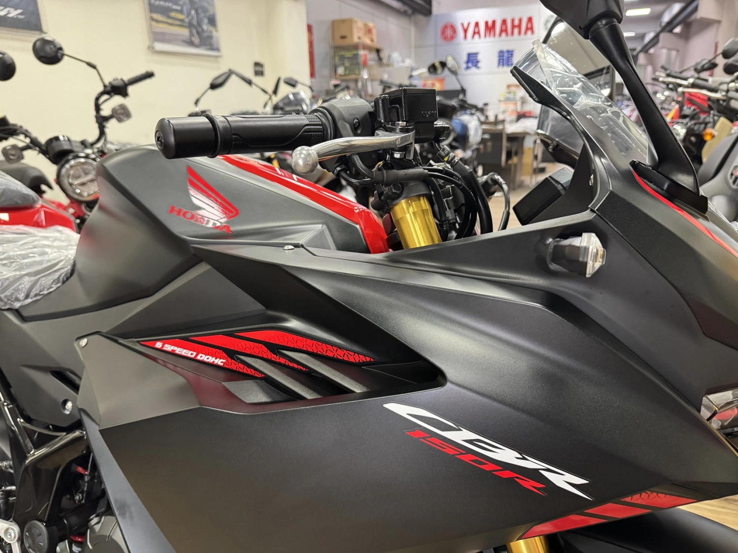 Honda/本田 CBR150R 2026款 車輛照片