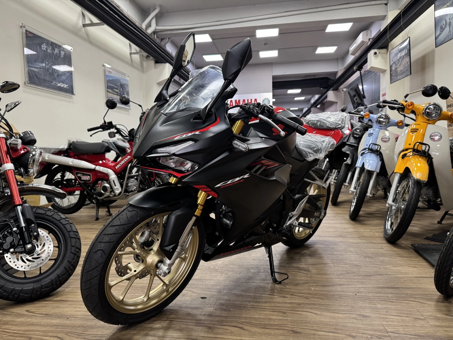 Honda/本田 CBR150R 2026款 車輛照片