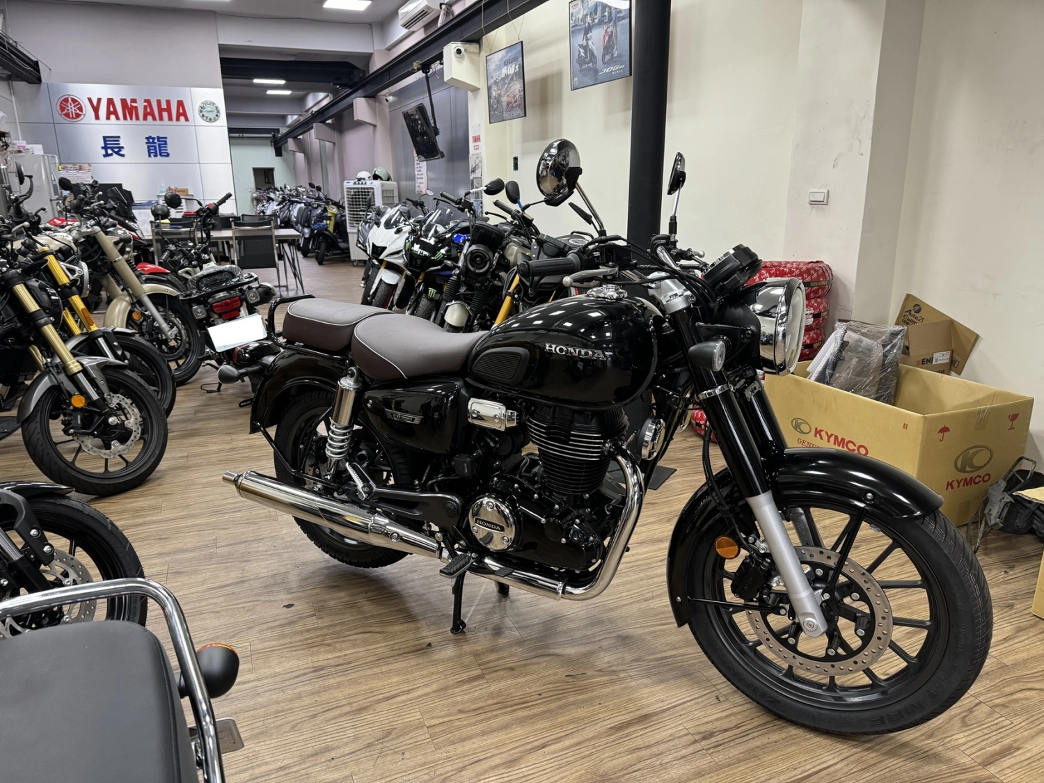 Honda/本田 CB350C 皇家版 2026款 車輛照片