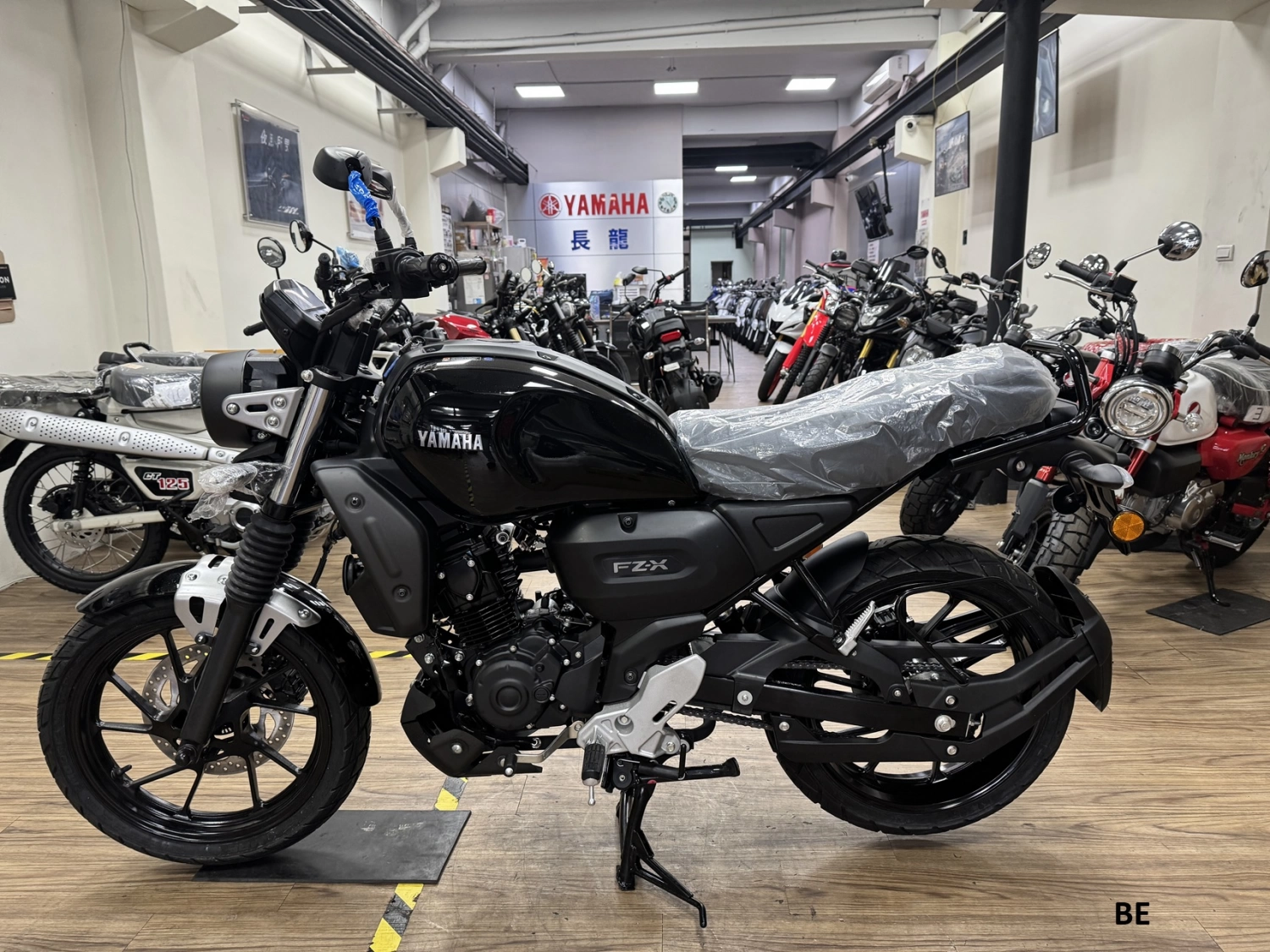 YAMAHA/山葉 FZX 150 TCS 2026款 車輛照片