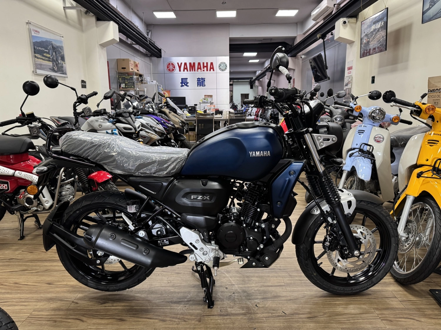 YAMAHA/山葉 FZX 150 TCS 2026款 車輛照片