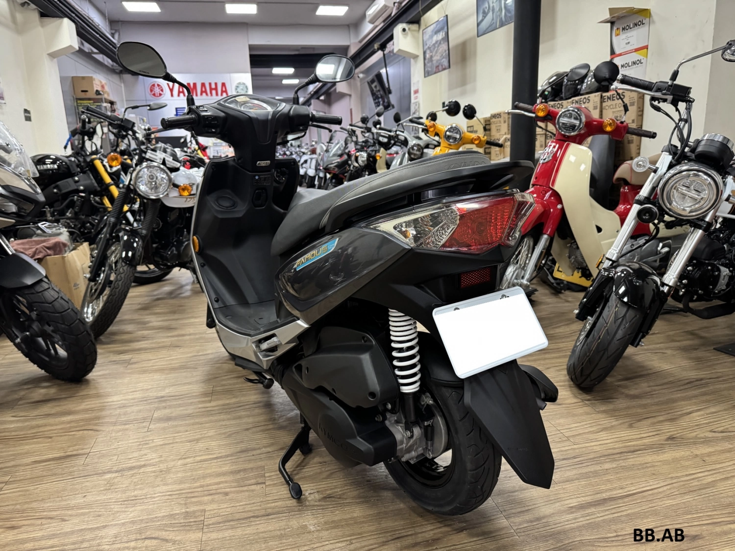 KYMCO/光陽 名流125 碟煞 2022款 車輛照片