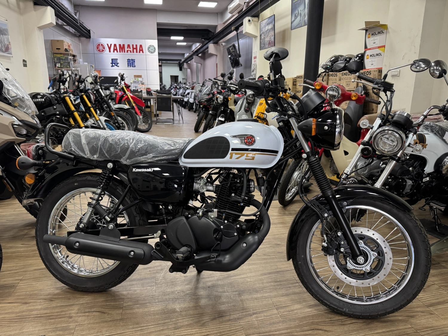 Kawasaki/川崎 W175 2026款中古二手機車