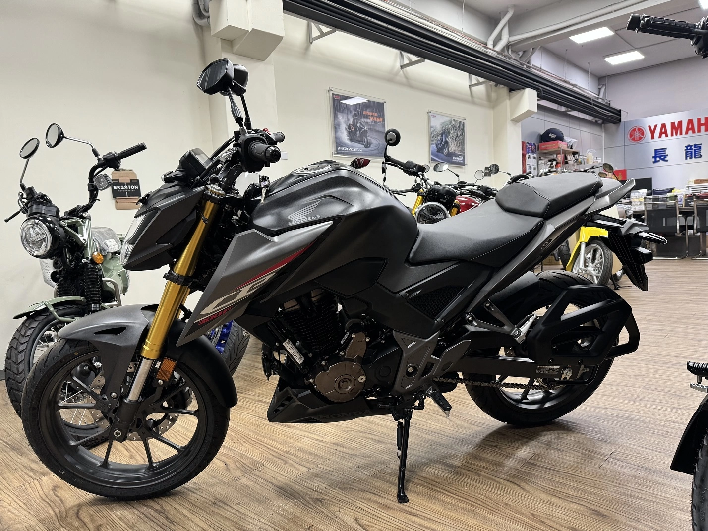 Honda/本田 CB300F 2022款 車輛照片